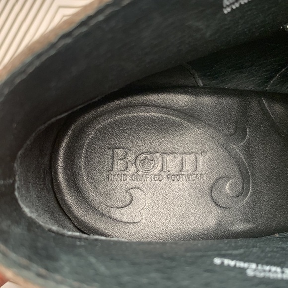 Born Gray Oxford Nubuck Leather Lace up Ankle Bootie Size 9 - Picture 9 of 9